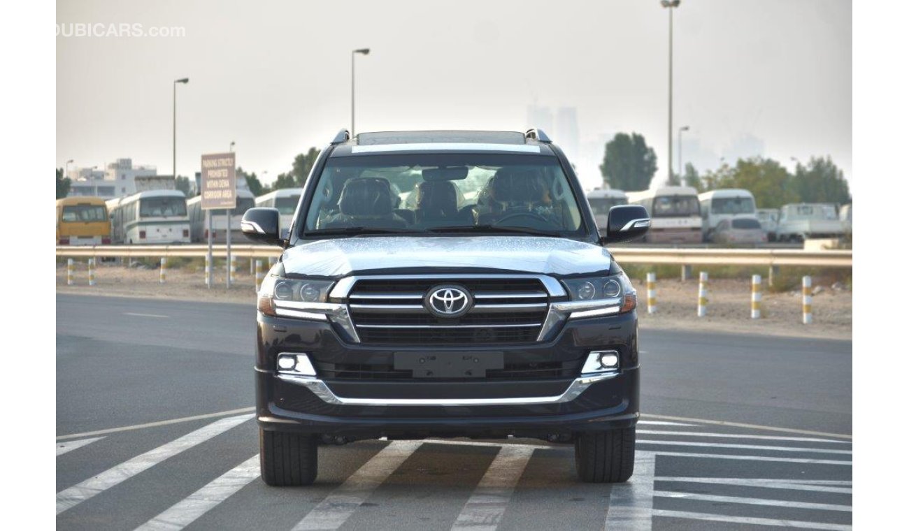 Toyota Land Cruiser 200 GXR V8 4.6L PETROL GRAND TOURING