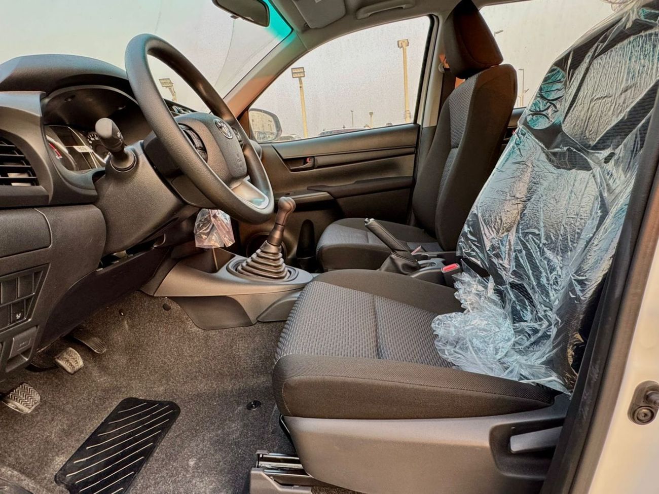 تويوتا هيلوكس GL 2.4L Double Cab