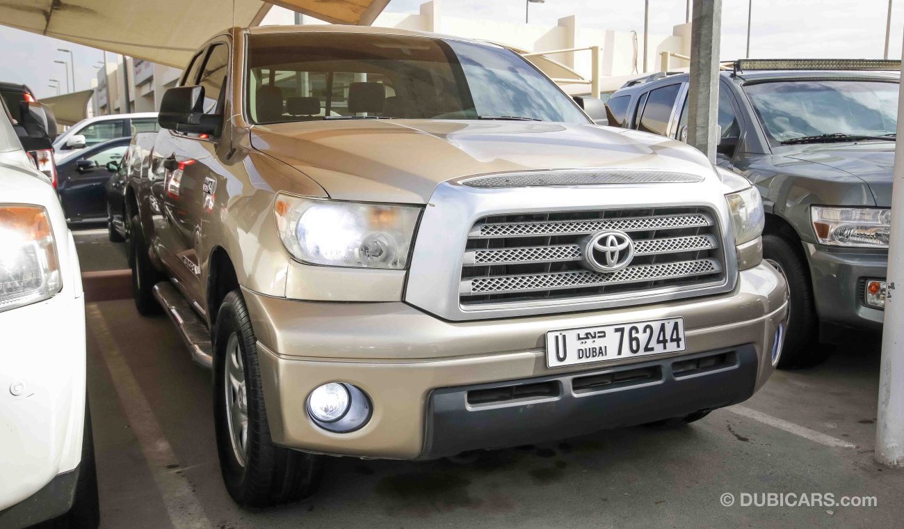 Toyota Tundra 5.7L V8 SR5