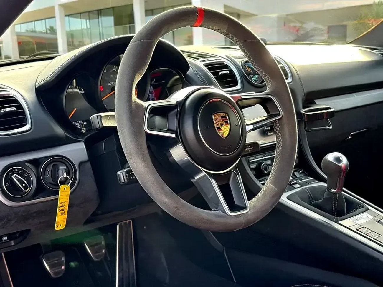 بورش كايمان !! EID SALE !! 1 YEAR FREE WARRANTY !!  PORSCHE CAYMAN GT4 | 3.8L F6 RWD | 2016 | GCC SPECS