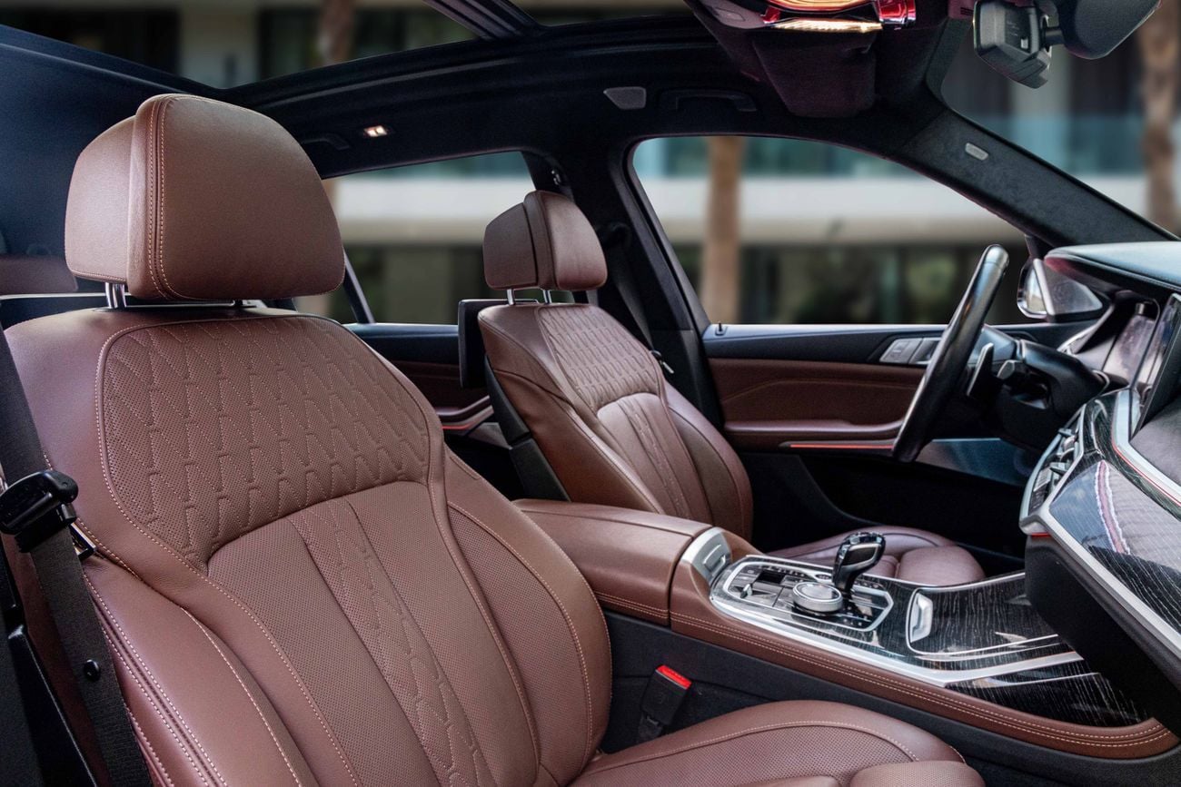 بي أم دبليو X7 X7 M50i M Sport Pro | 4,211 P.M | 0% Downpayment | BMW WARRANTY
