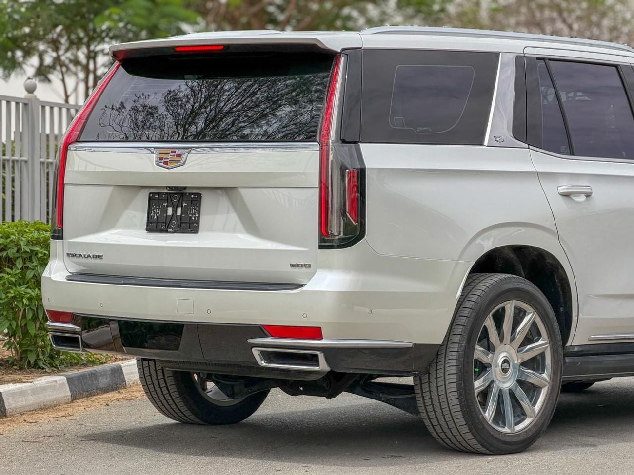 كاديلاك إسكالاد Sport Platinum 6.2L 4WD