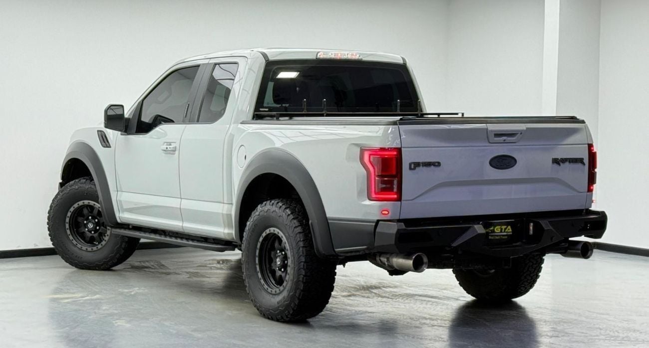 Ford F 150 Raptor 2017 Ford F-150 Raptor, Service History, Excellent Condition, GCC
