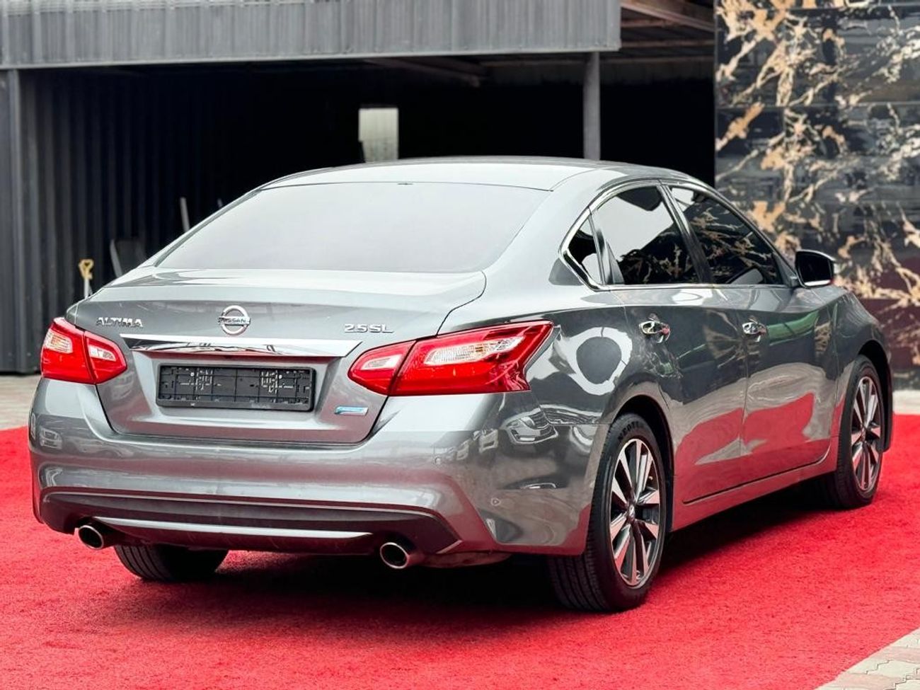 Nissan Altima SV