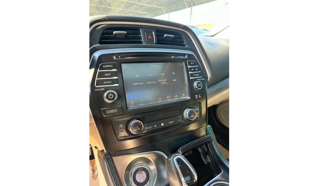 Nissan Maxima