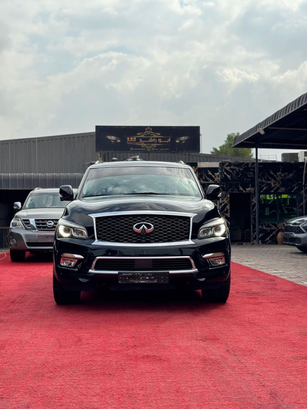 Infiniti QX80 Luxe 7st 5.6L