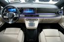 Mercedes Maybach V Class Maybach Mercede-Benz V 300 AVANTGARDE | GCC 0km | Agency Warranty | 360 View | 64 colors Ambeint Lights