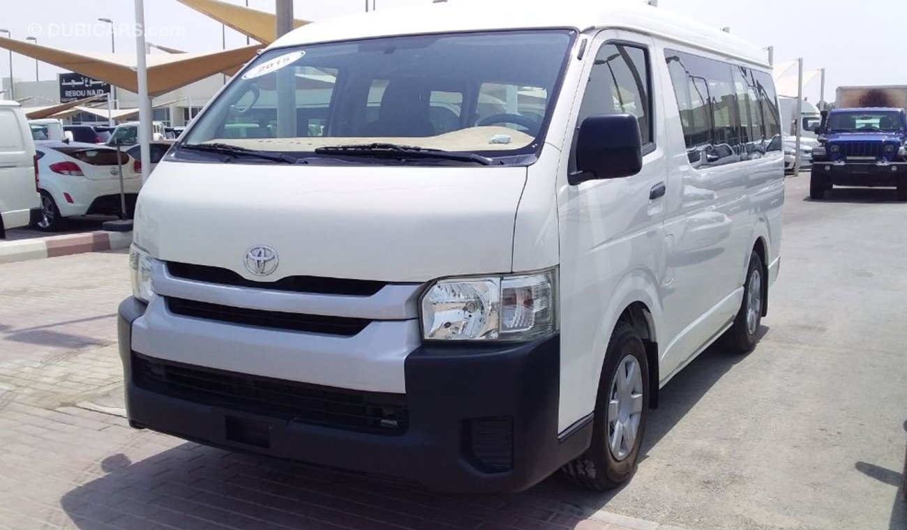 Toyota Hiace Toyota Hiace Bus GLS 2015 GCC