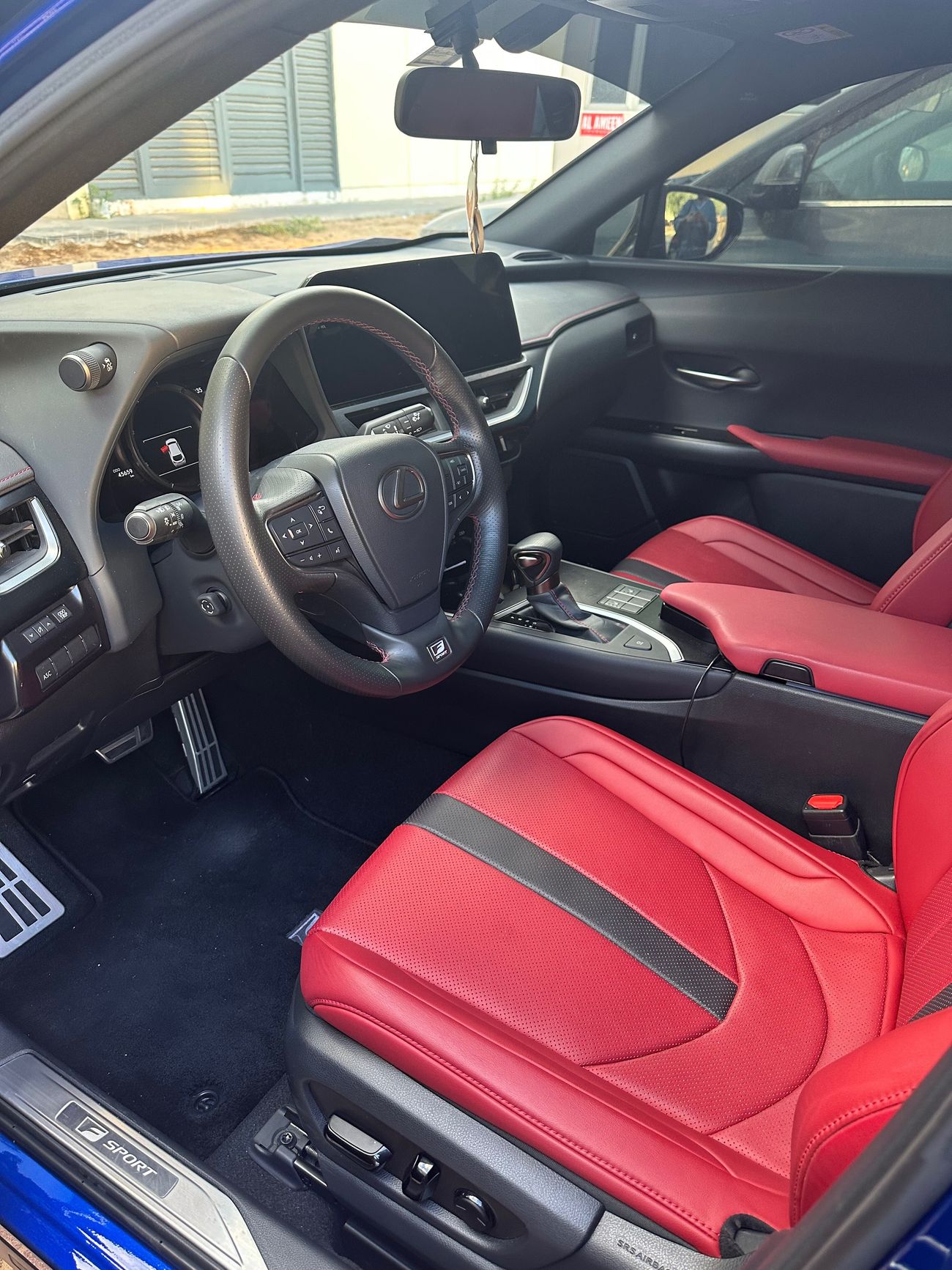 Lexus UX200 F Sport Platinum 2.0L (160 HP)