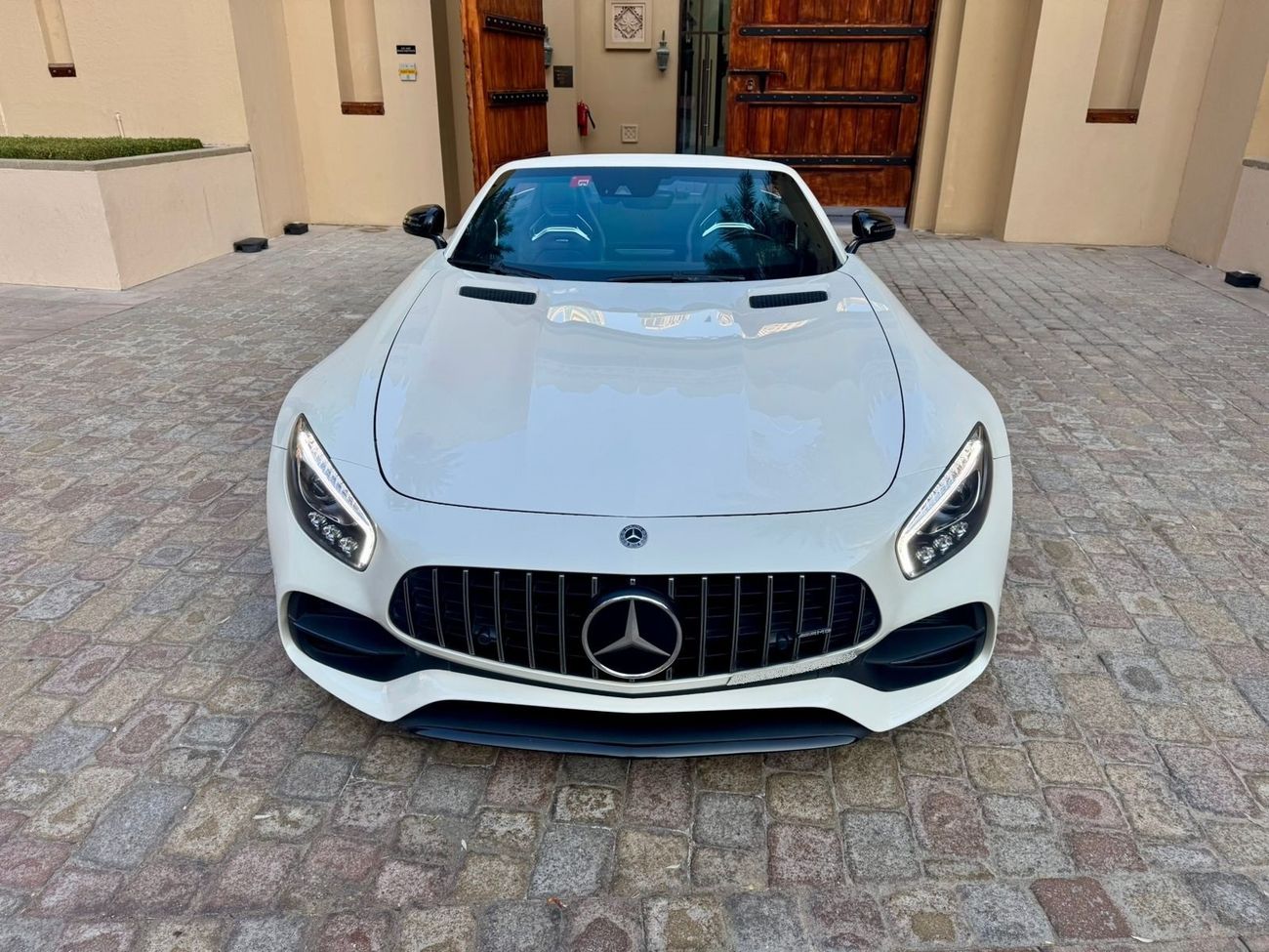مرسيدس بنز AMG GT C Mercedes-Benz AMG GT Convertible
