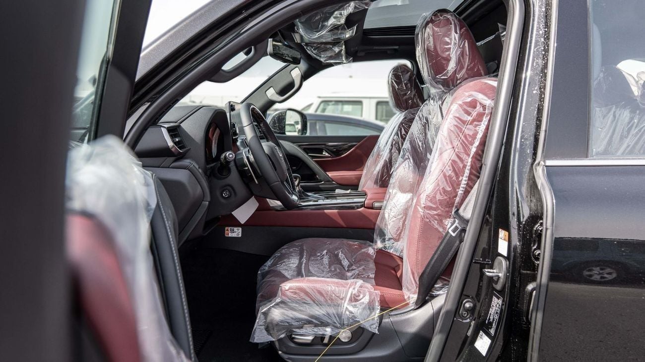 Lexus LX 600 2025 Lexus LX600 Signature 3.5L AT Petrol (Black-Red)