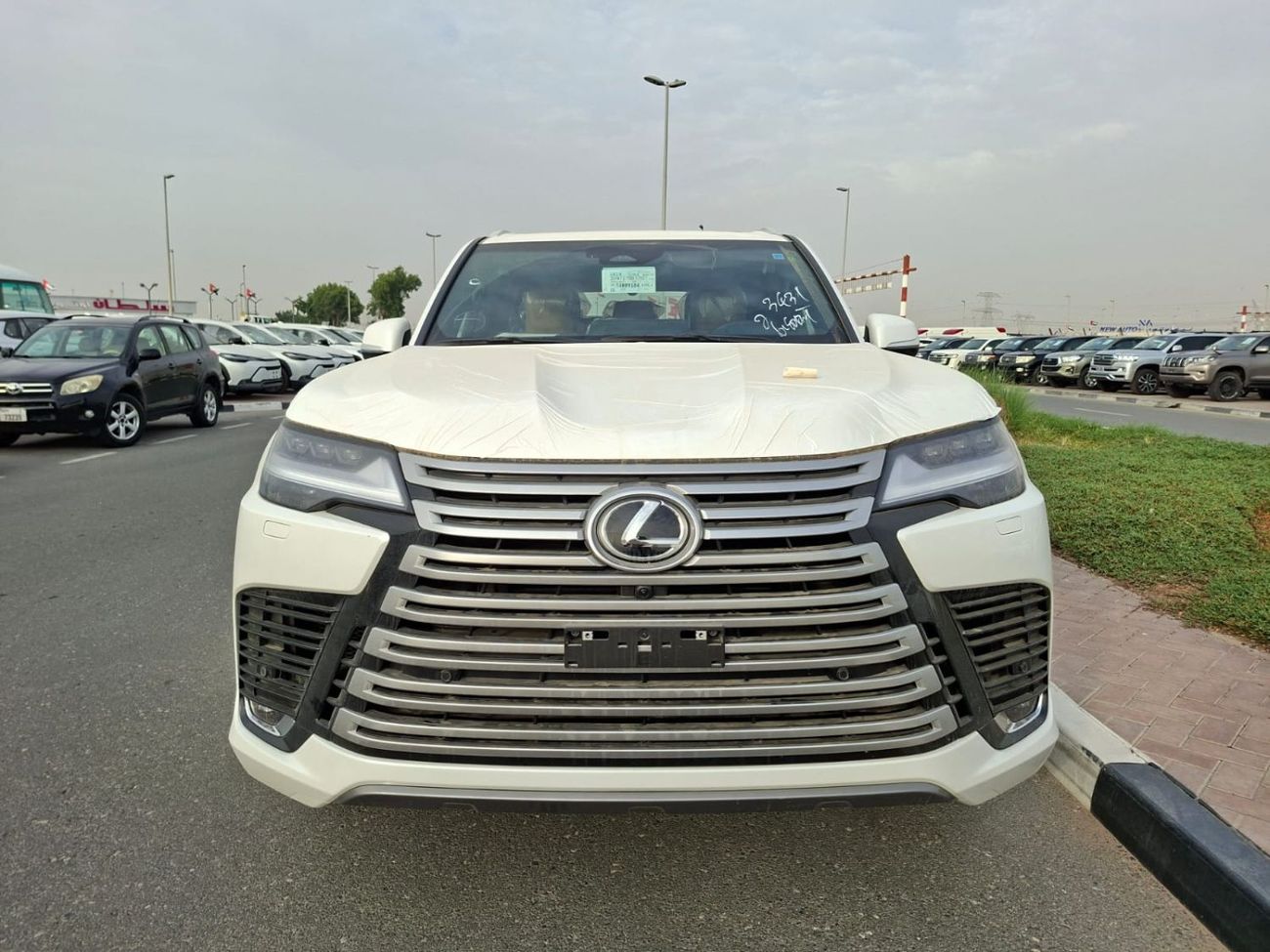 Lexus LX 600 LEXUS LX600 SIGNATURE 2026 SAUDI SPECS