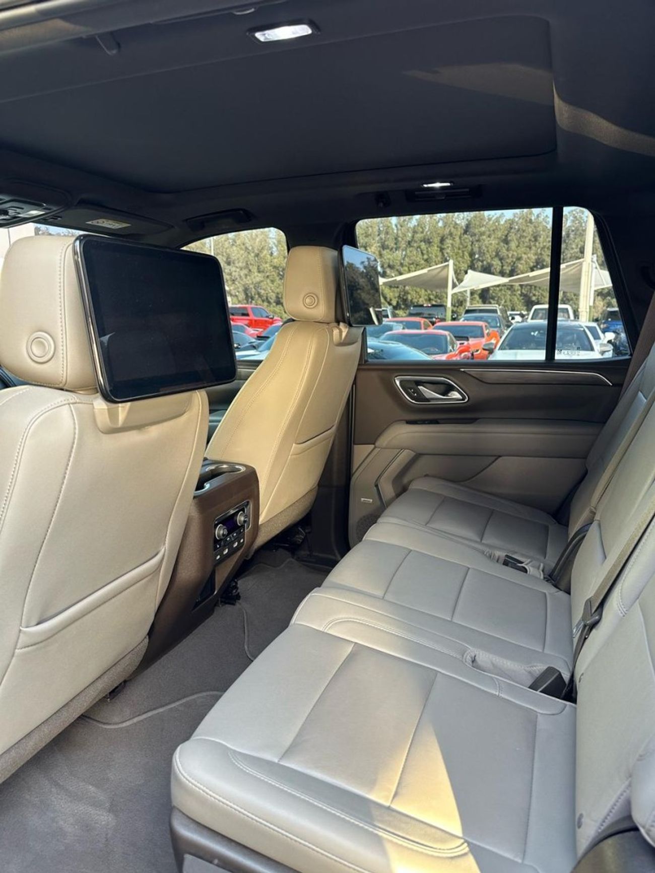 Chevrolet Tahoe CHEVROLET TAHOE ZL1 GCC 2021 GCC FULL OPTION UNDER WARRANTY FULL SERVICE HISTORY