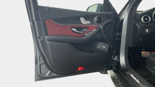 Mercedes-Benz GLC 300 Premium + 2.0L Premium + | Guaranteed Warranty | 0 Down Payment