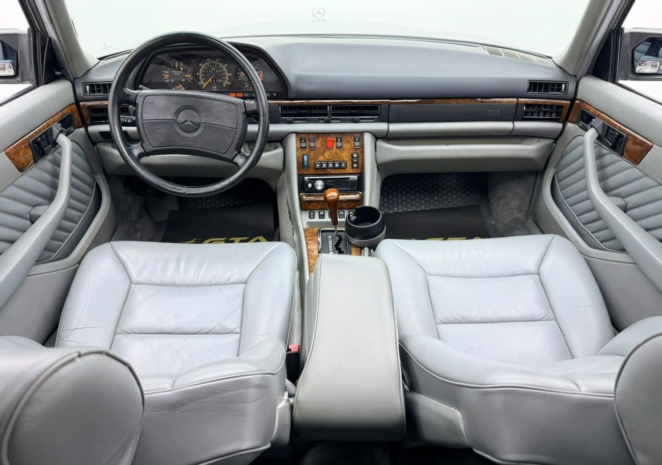 Mercedes Benz 560 SEL 1991 Mercedes Benz 560 SEL, Sunroof, Dual Airbags, Fully Loaded, Excellent Condition, American