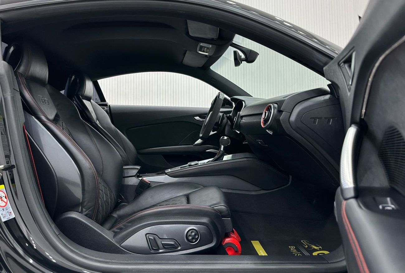 Audi TTRS 2018 Audi TTRS Quattro, Warranty, Full Audi Service History, Excellent Condition, GCC