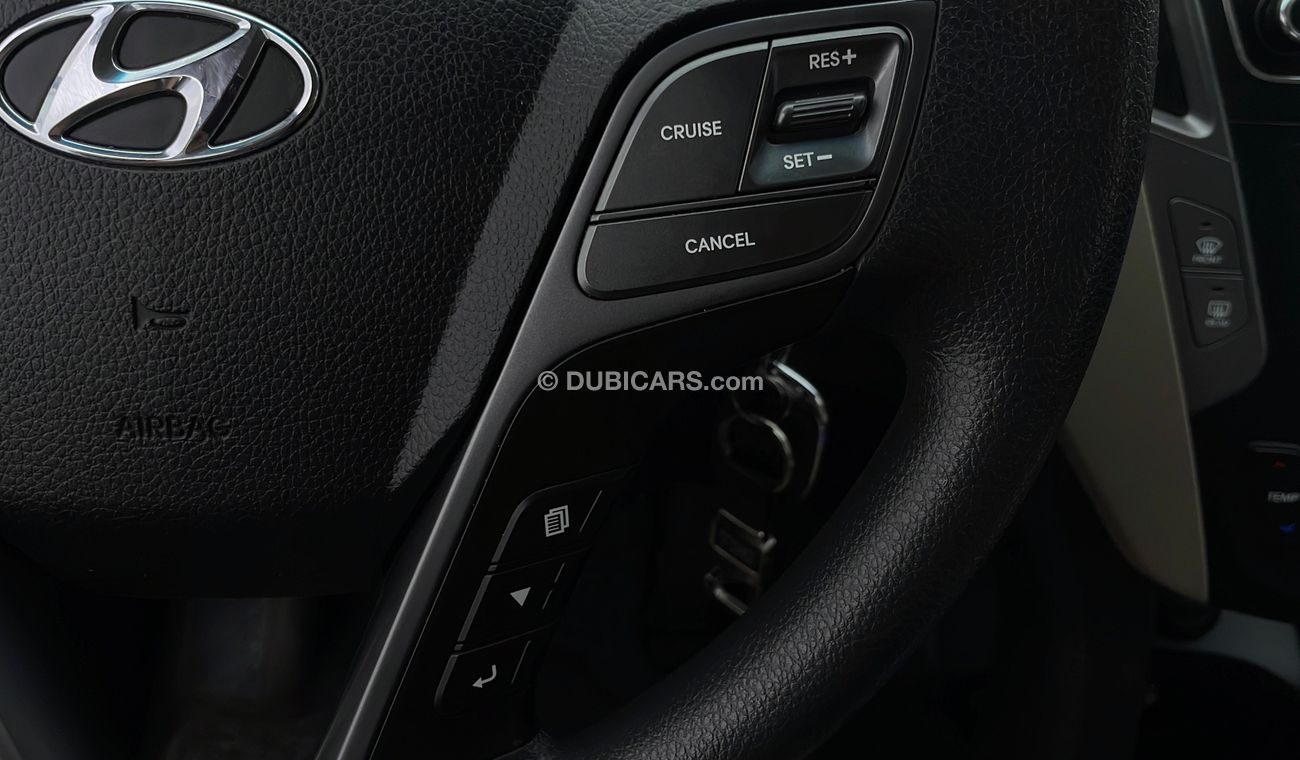 Hyundai Santa Fe GL 3.3 | Under Warranty | Inspected on 150+ parameters