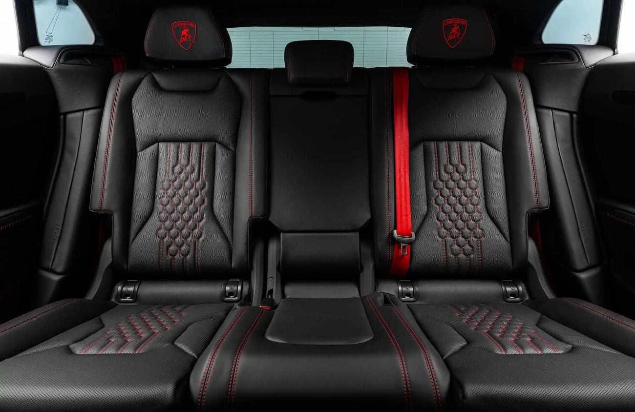 لامبورغيني اوروس 4.0L V8 Twin-Turbocharged Engine + eMotor