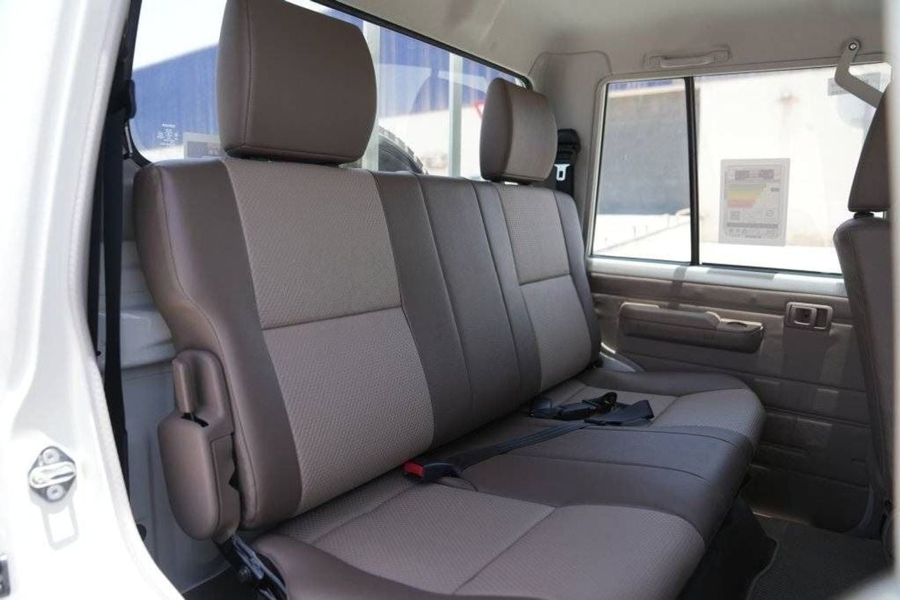 تويوتا لاند كروزر بيك آب 2026 Toyota Land Cruiser LC79 DC 2.8L AT Diesel (White)