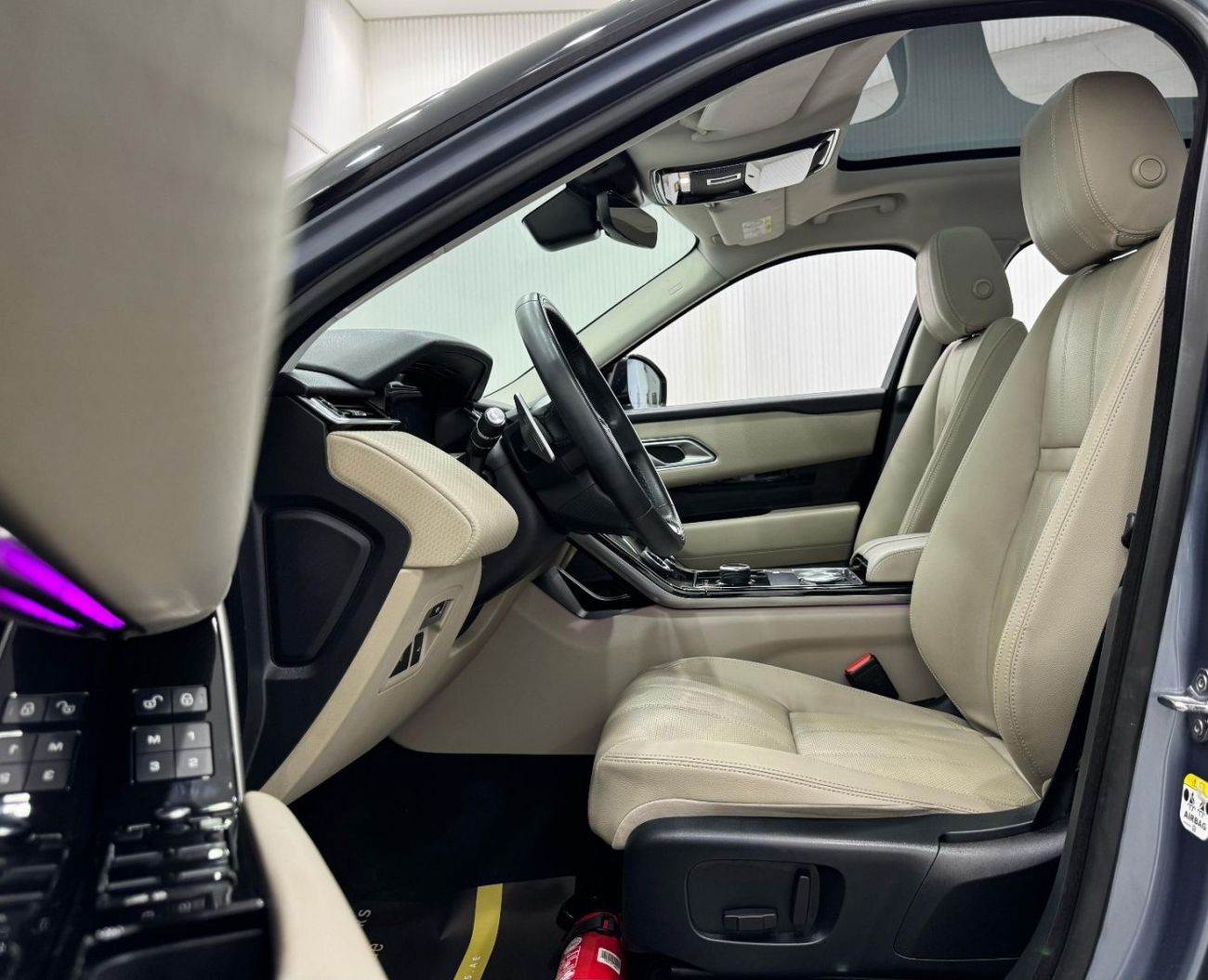 لاند روفر رينج روفر فيلار P250 R-ديناميك SE 2019 Range Rover Velar P250 SE R-Dynamic, Warranty, Full Service History, Excellen