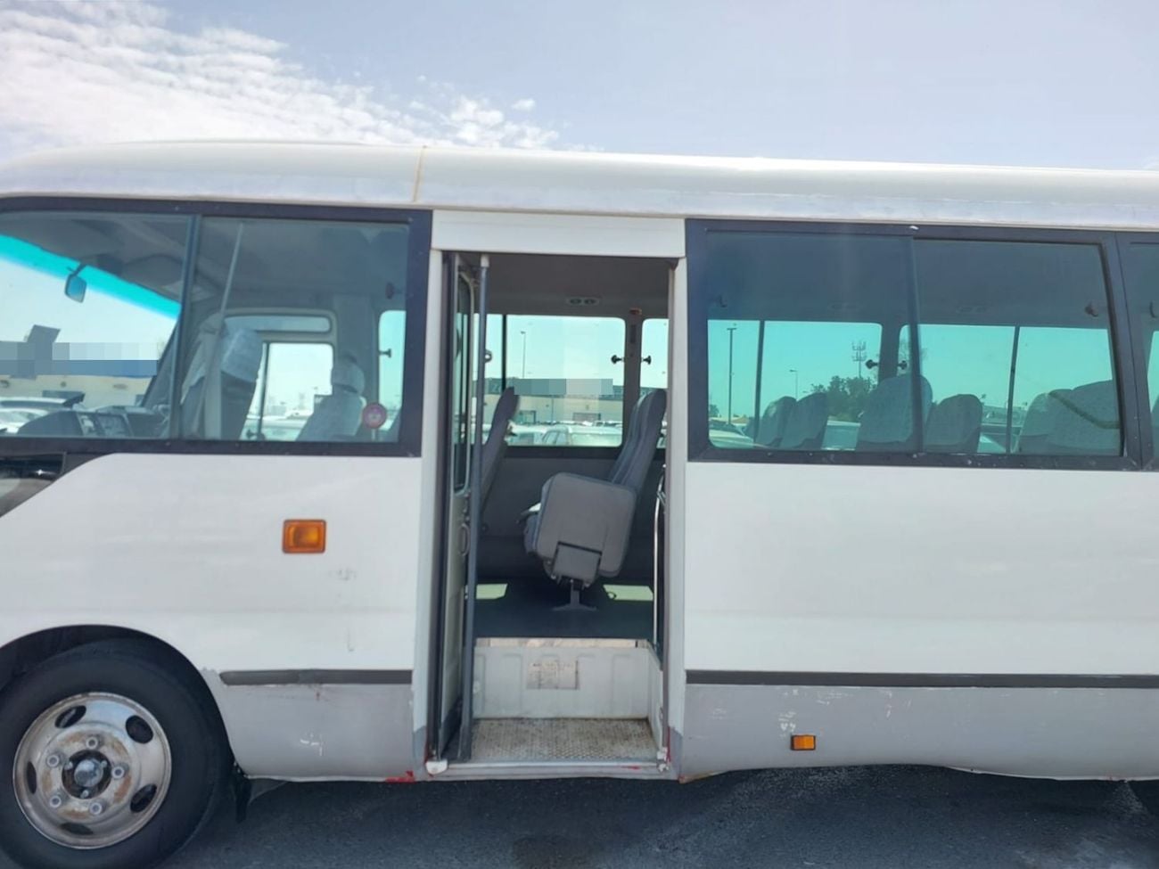 Toyota Coaster TOYOTA COASTER BUS RHD 2010 MODEL 4.0 L DIESEL AUTOMATIC(PM55303)