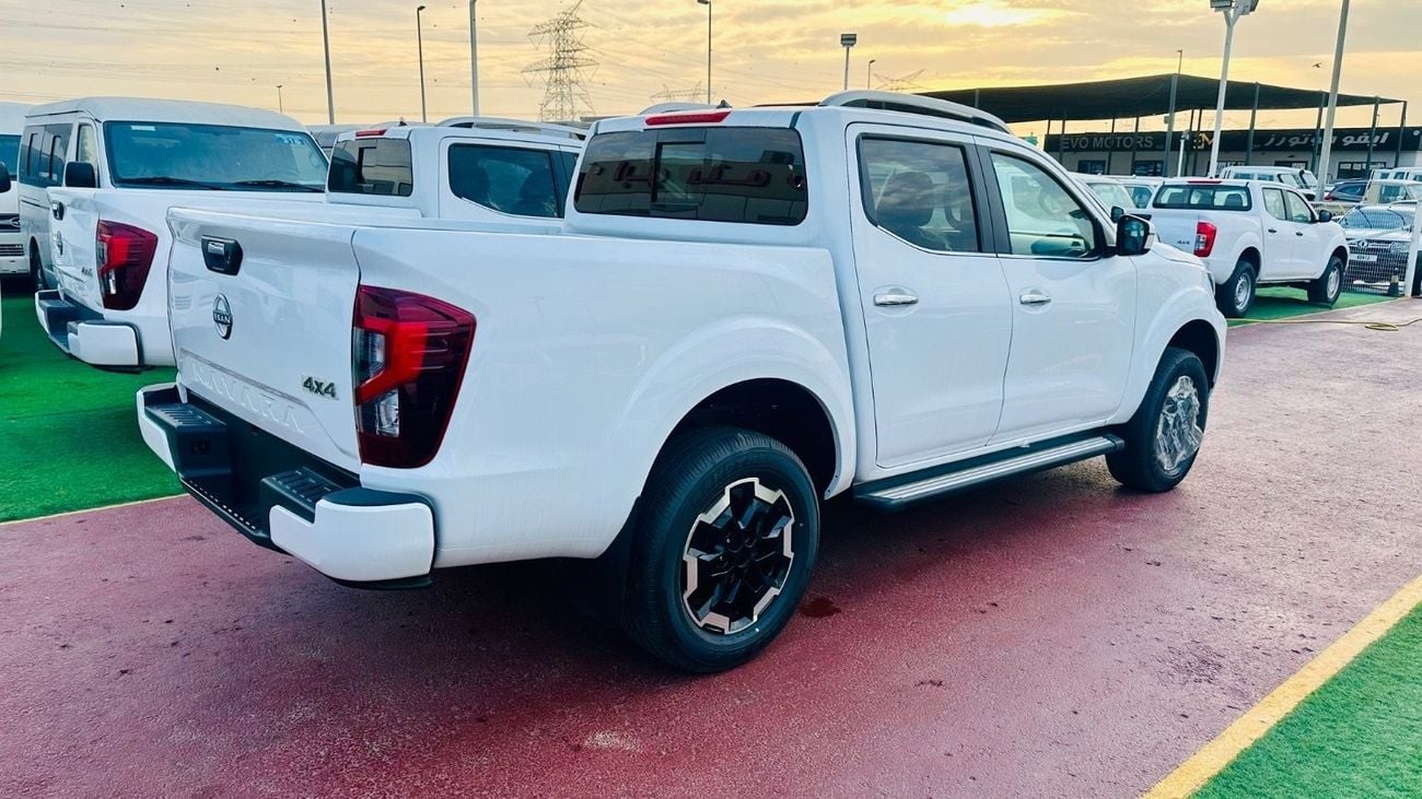 Nissan Navara NISSAN NAVAR LE PLUS  2.5L DC DSL 4WD A/T