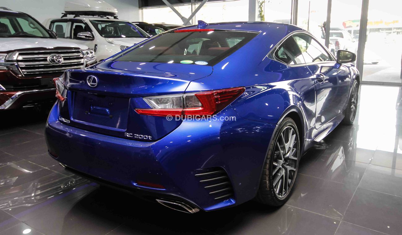 لكزس RC 200 t Fsport (Right Hand Drive)