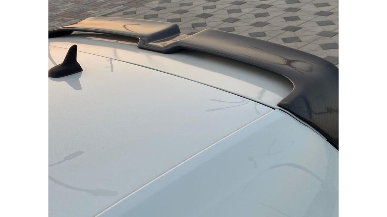 فولكس واجن جولف ار