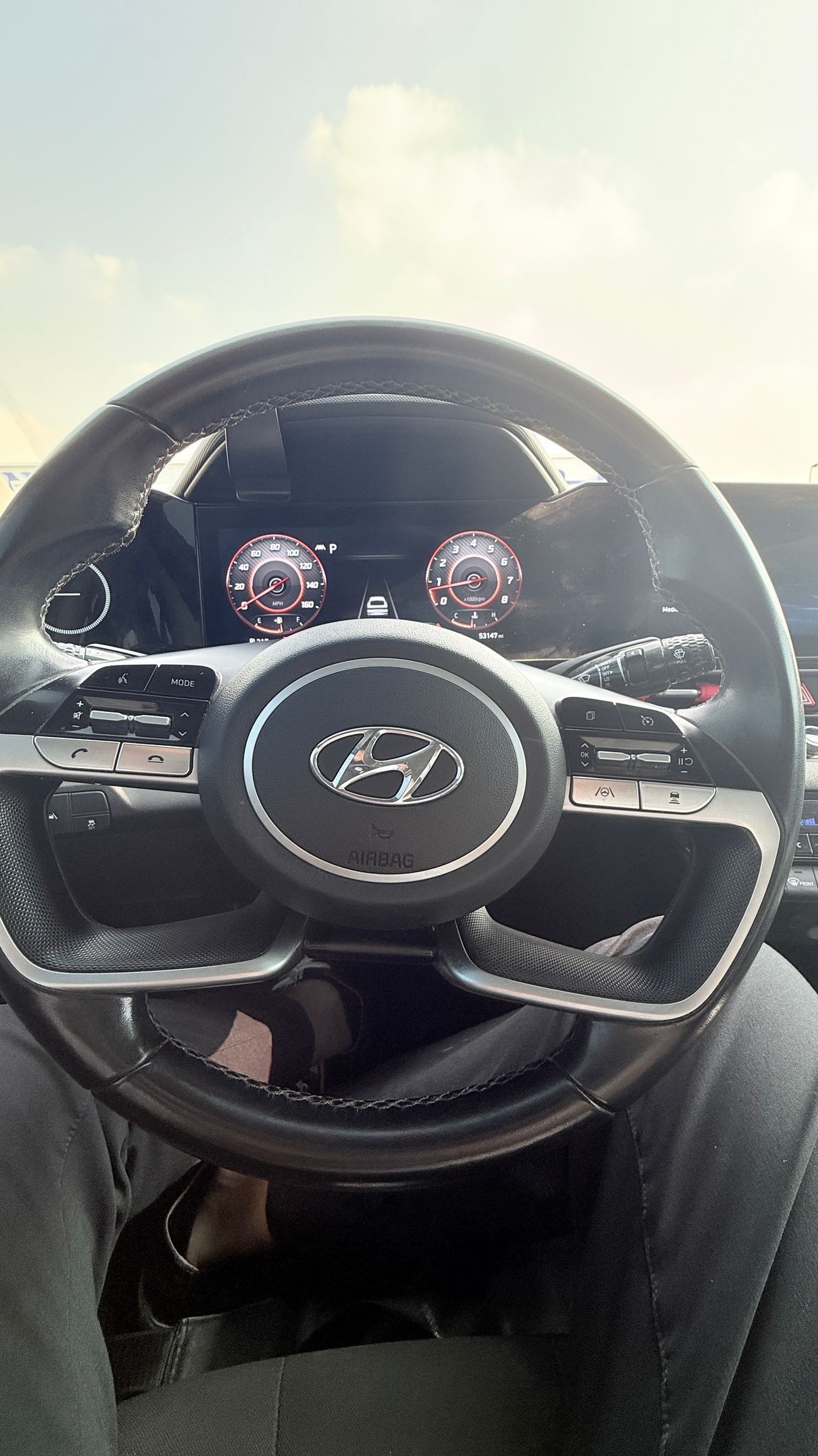 هيونداي إلانترا