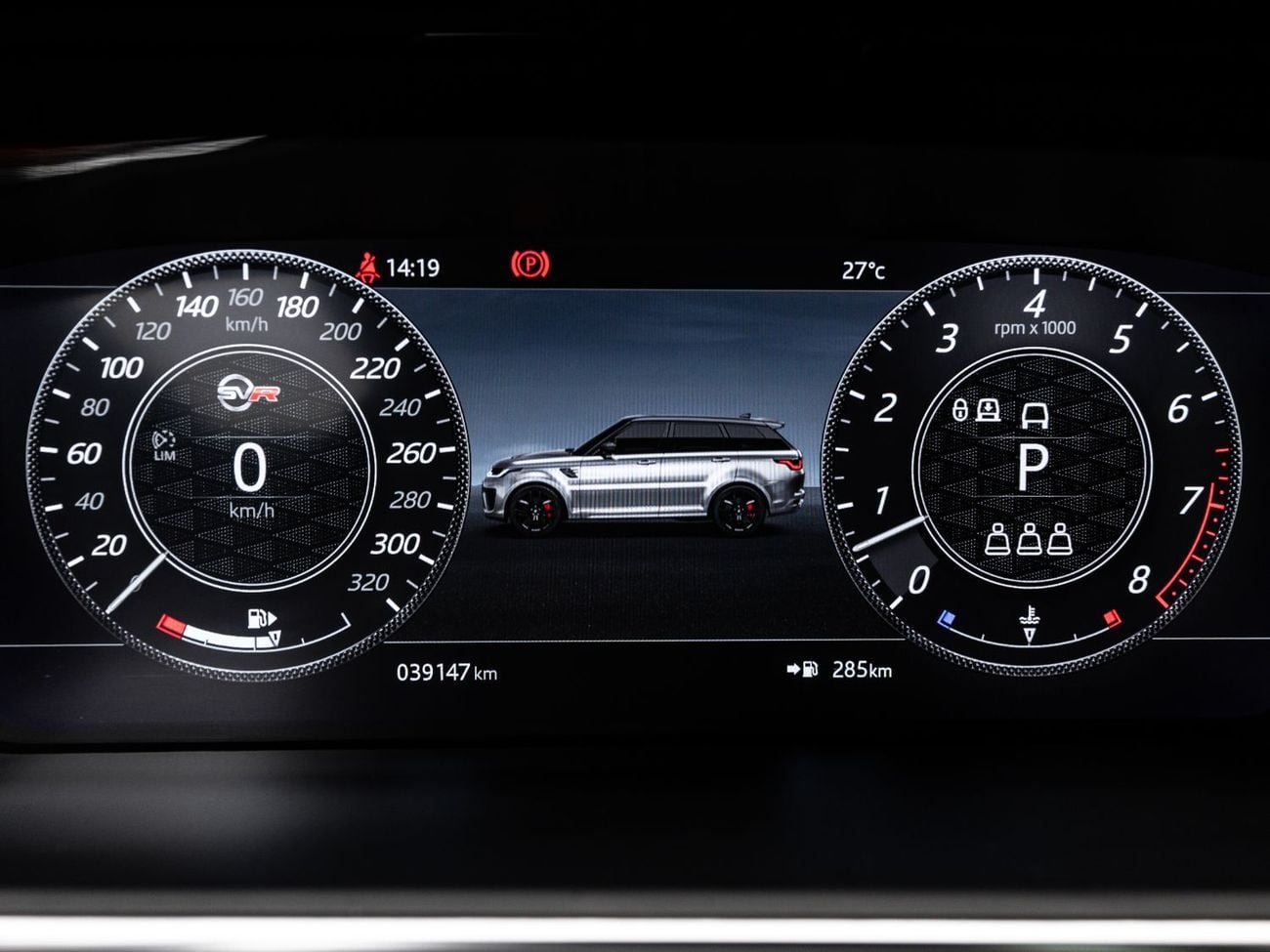 لاند روفر رينج روفر سبورت 2022 Range Rover SVR Carbon Edition, 5.0 SC V8, 4WD, 575bhp, 8 Speed Automatic.