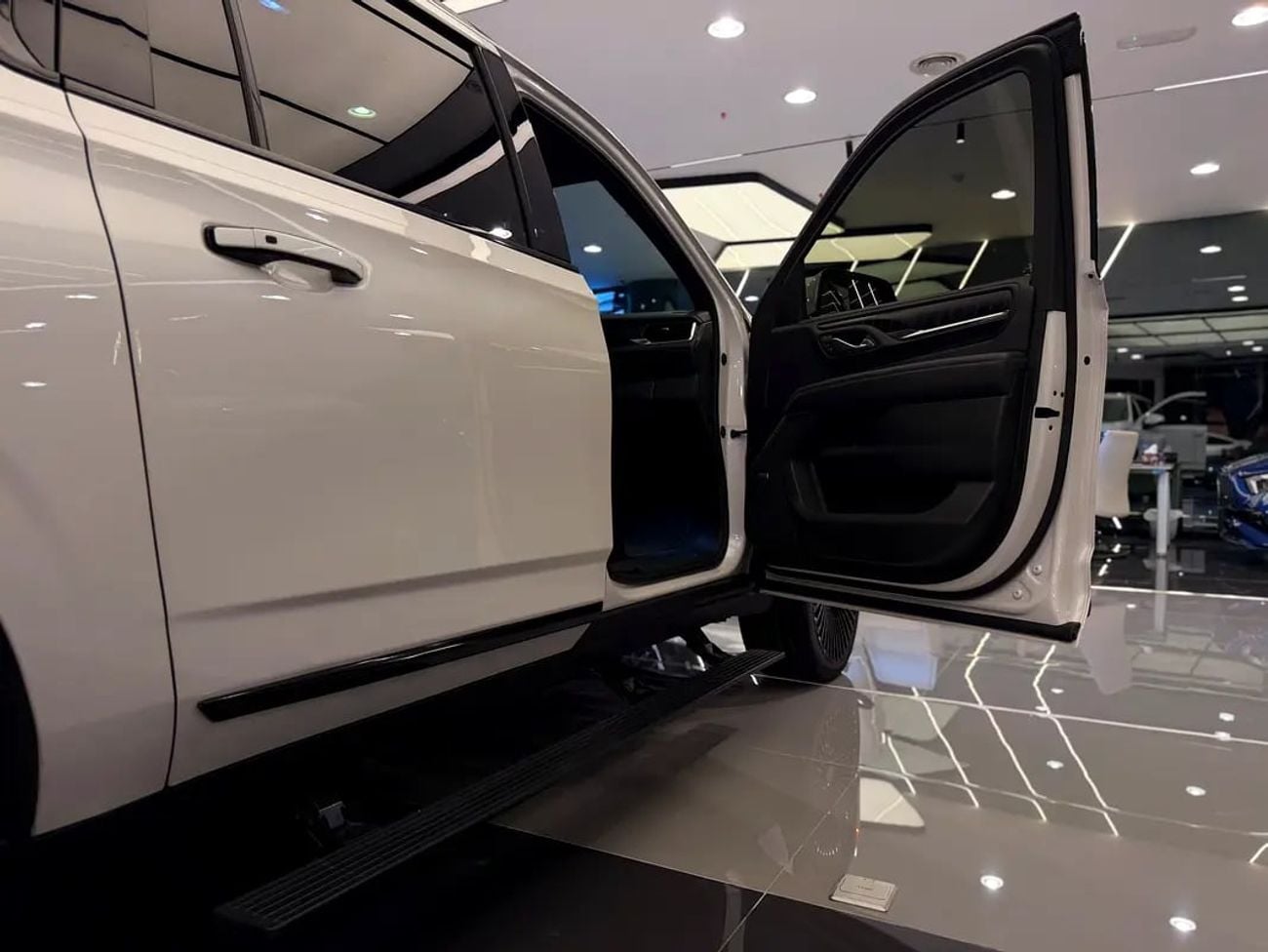 جي أم سي يوكون XL Denali - Premium Luxury SUV