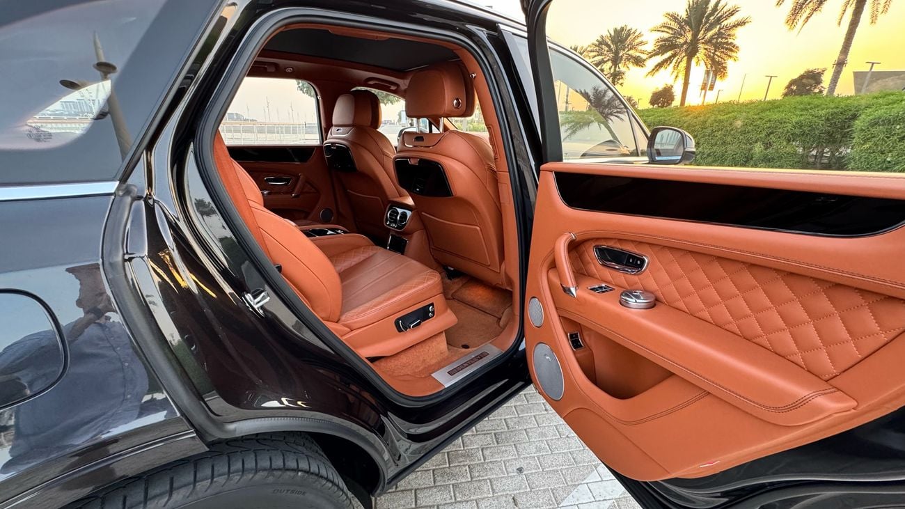 Bentley Bentayga Bentayga W12 4 seats “Exclusively for the true millionaire.”