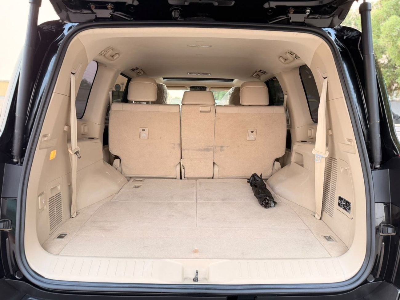 Toyota Land Cruiser GXR Model 2023 GXR 4.0L Pull Option with Radar Very clean Title And Slightly Use