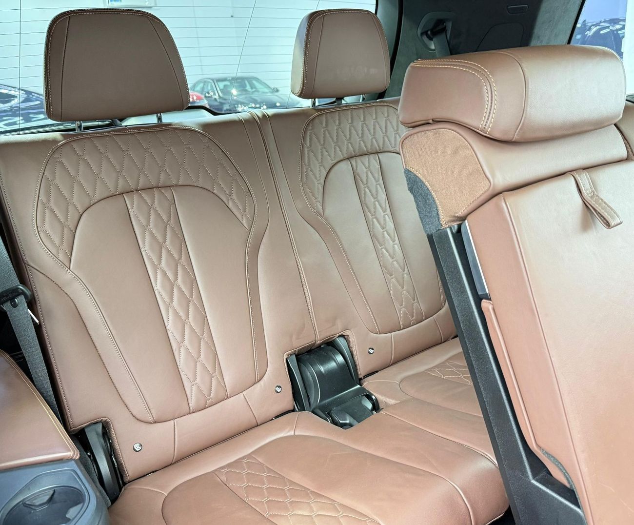 BMW X7 2020 BMW X7 xDrive40i M-Sport, 2025 BMW Warranty, 2026 BMW Service Pack, 7 Seater, GCC