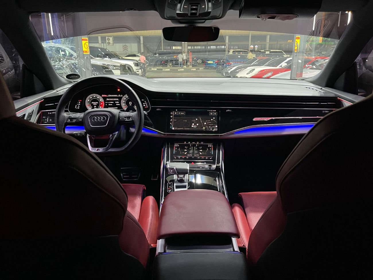 أودي Q8 55 TFSI quattro S-Line sports & Black Gloss package 3.0L (340 HP)