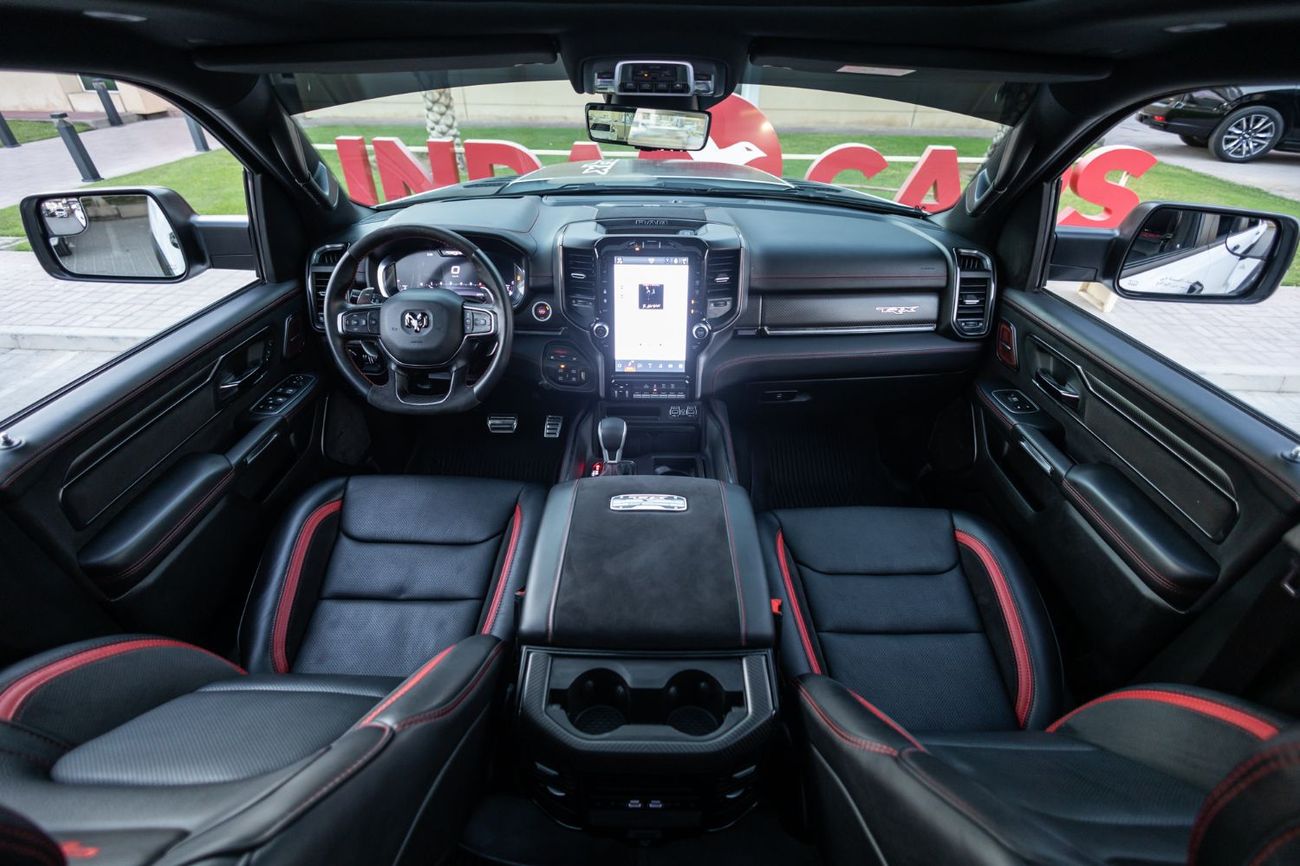 رام 1500 TRX 6.2L (5 Seater)