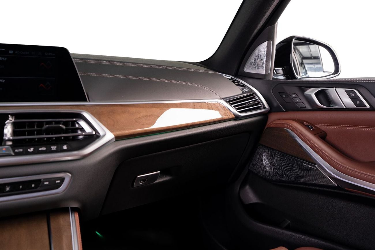 BMW X5 M50i 4.4L AGMC Full Service History-BMW Individual Interior-Aero Dynamic Package