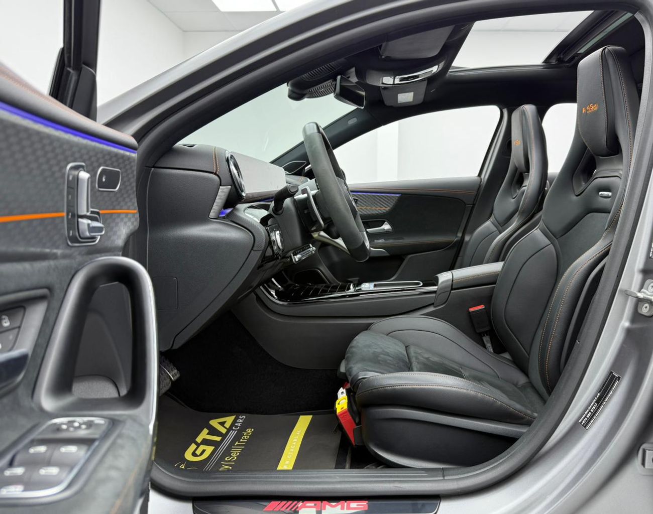 مرسيدس بنز A 45 S AMG 4MATIC+ 2023 Mercedes Benz A45 S AMG, Warranty ,Excellent Condition ,GCC