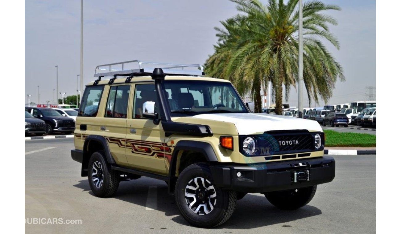 تويوتا لاند كروزر هارد توب LX-Z Petrol (Full Option)