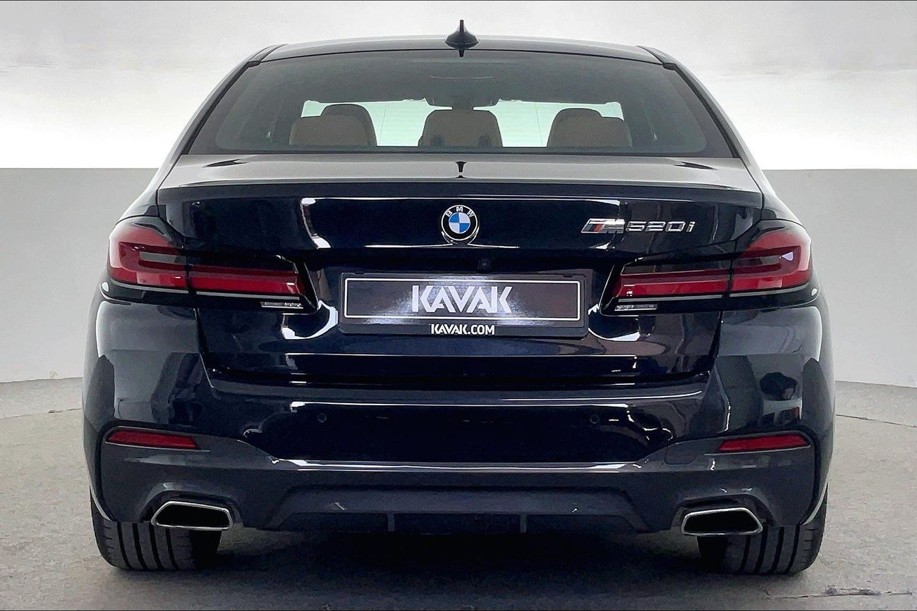 بي أم دبليو 520i M Sport | شامل الضمان | 0 ﺪﻔﻋﺓ ﺃﻮﻟﻯ