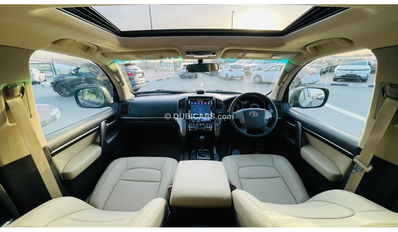 Toyota Land Cruiser LC300 Face-Lifted 4.7L 360 Camera 4WD Premium Beige Interior Sunroof Petrol 7 Seats