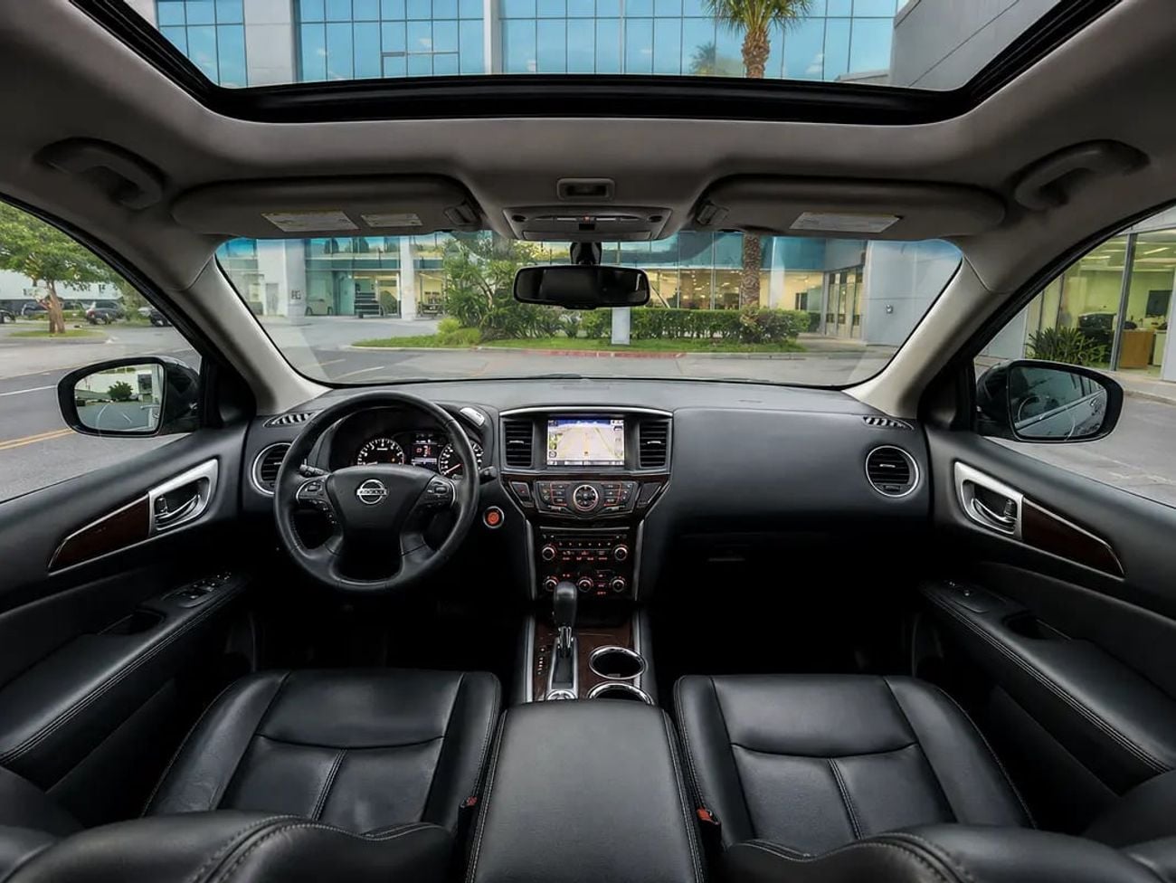 Nissan Pathfinder 901 P.M | SV GCC Specs