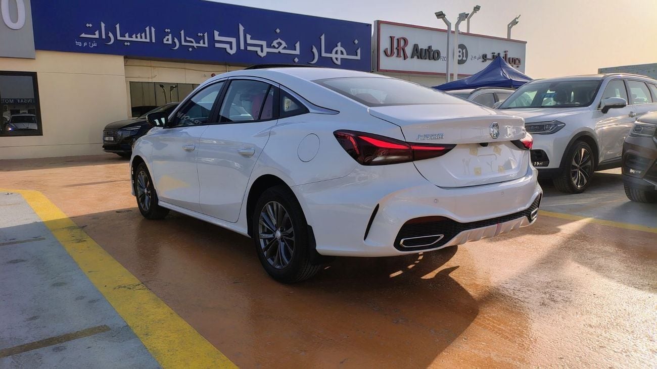 أم جي GT Fully Loaded 2024 Sun Roof Leather Seats 16 inch Alloy wheels Auto Mirrors Led Front Lights Day Runn