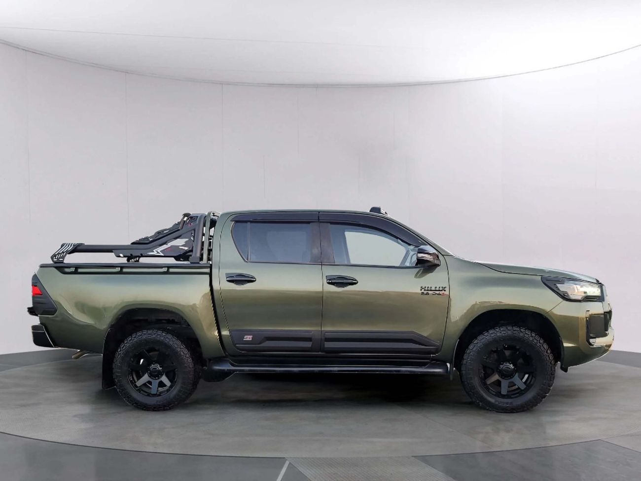 Toyota Hilux 4X4 Diesel 2.8L Right Hand Drive (RHD)