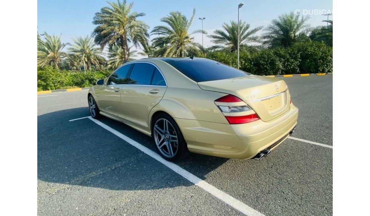 مرسيدس بنز S 63 AMG السياره بحاله جيده جدا لا تحتاج إلى أي مصاريف