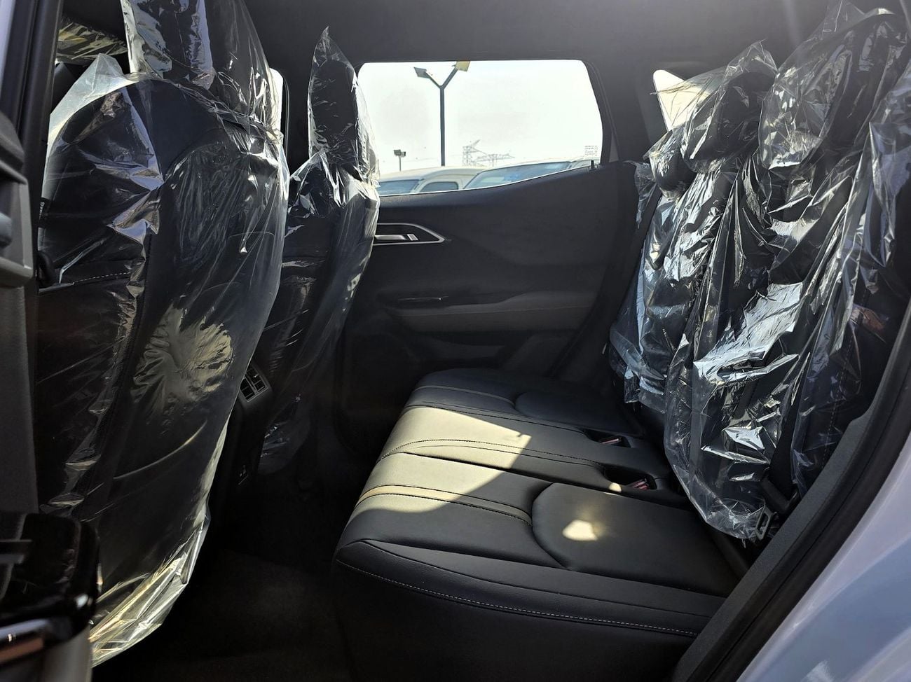 Mitsubishi Xforce Mitsubishi XFORCE P-LINE 1.5L SUV FWD 5Doors white color 2025 model