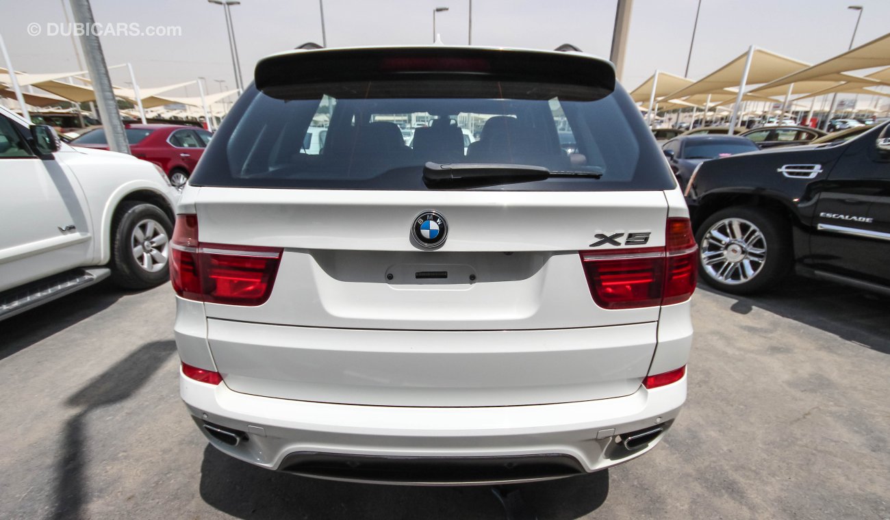 بي أم دبليو X5 XDrive 50i