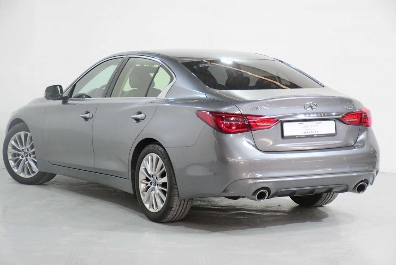 Infiniti Q50 Luxe