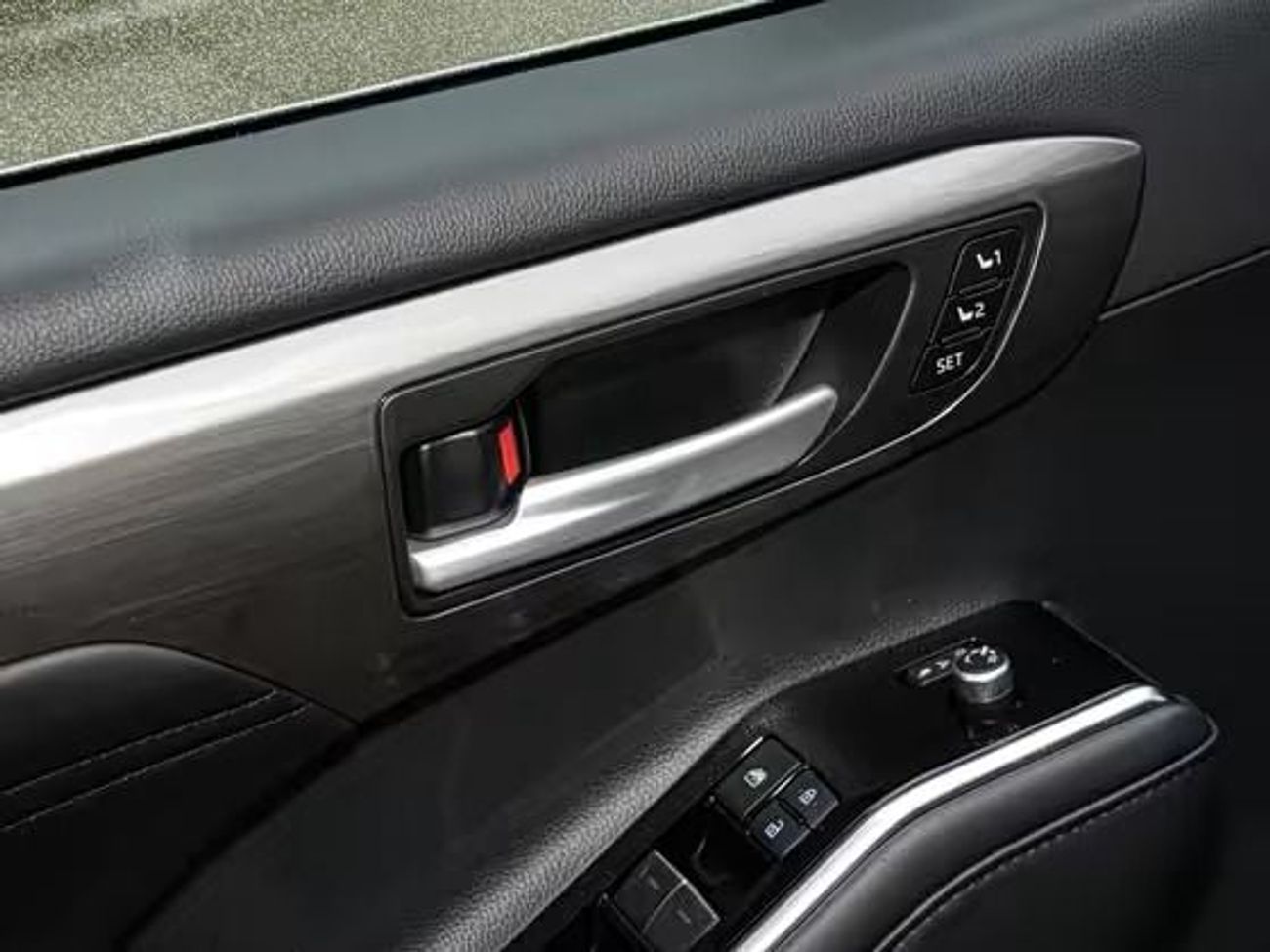 Toyota Highlander FULLEST OPTION WITH JBL, HUD