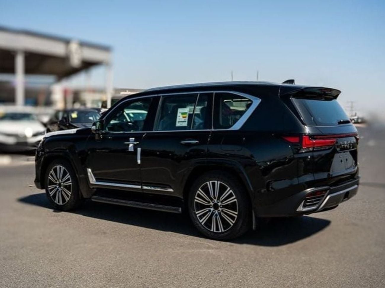 Lexus LX700h Lexus LX 700h 2025 Signature 3.5L AT Hybrid 07 Seaters